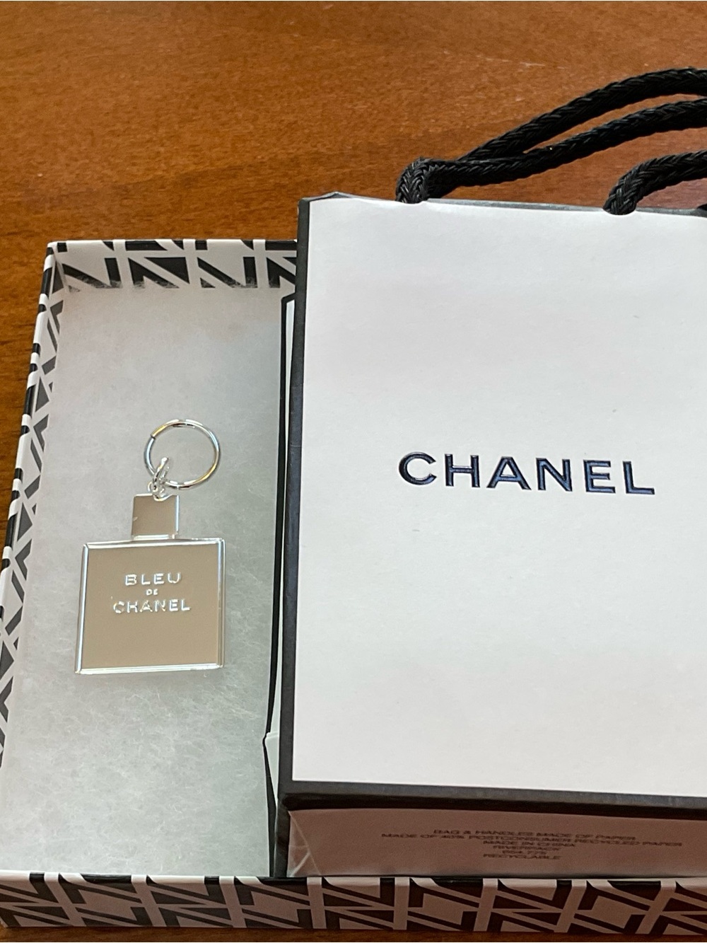 CHANEL Charm Limited Edition Bleu de Chanel. AUTHENTIC BRAND NEW.